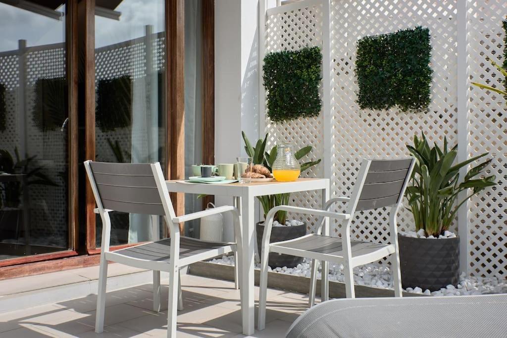 Sunny Cozy Penthouse With A Terrace At Plaza Del Carmen Apartamento Valência Exterior foto