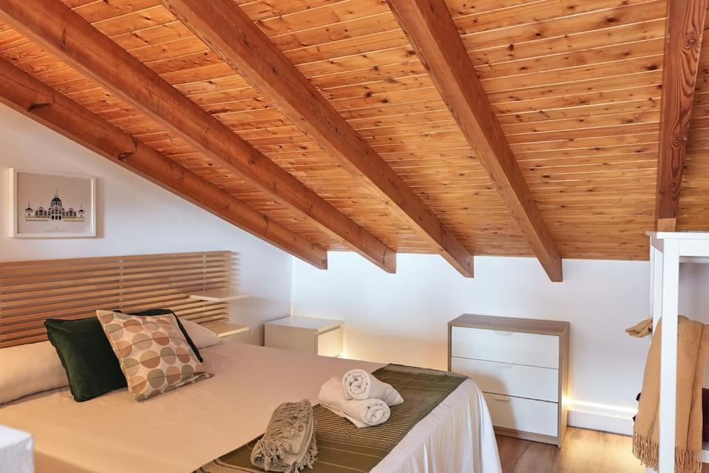 Sunny Cozy Penthouse With A Terrace At Plaza Del Carmen Apartamento Valência Exterior foto