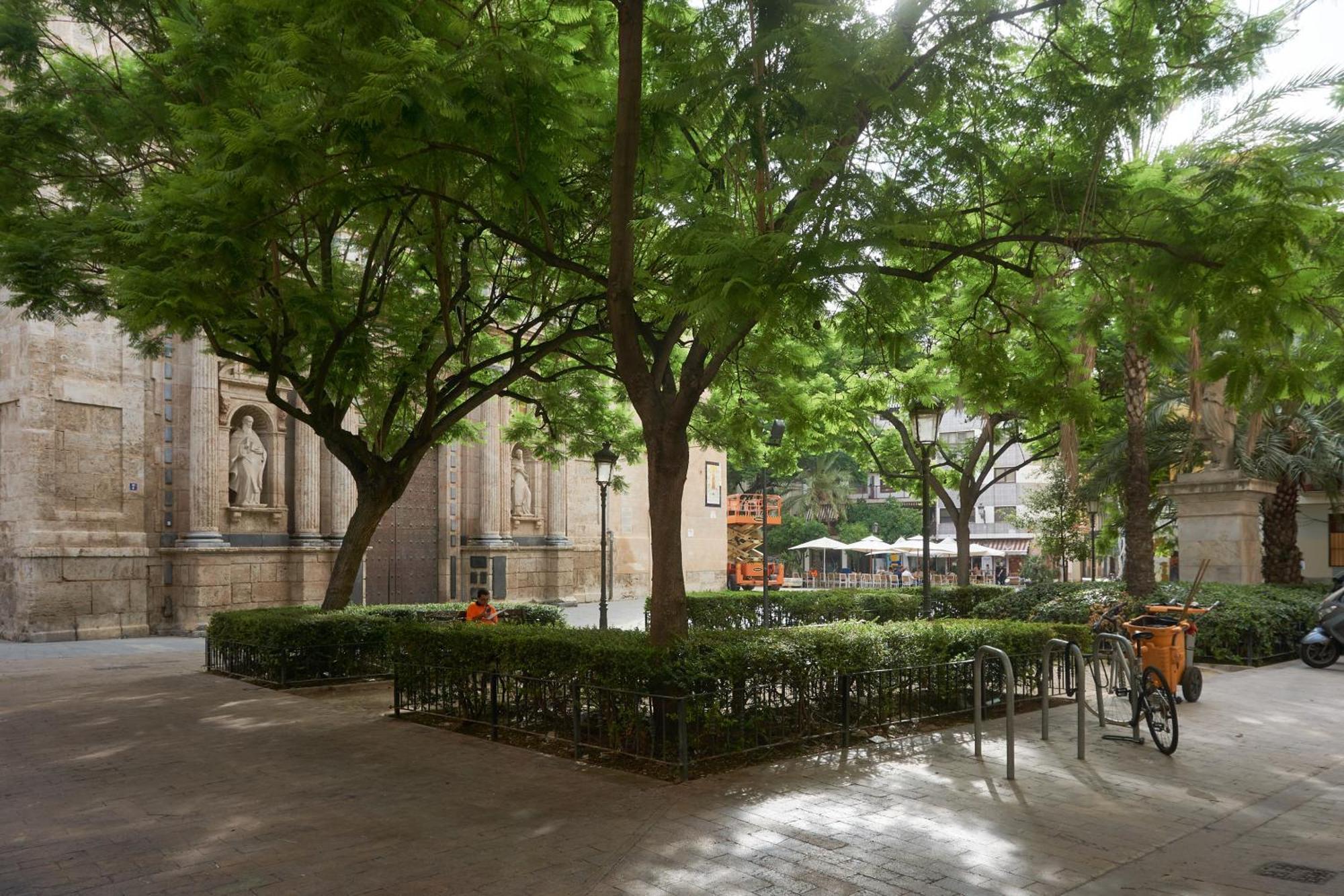 Sunny Cozy Penthouse With A Terrace At Plaza Del Carmen Apartamento Valência Exterior foto